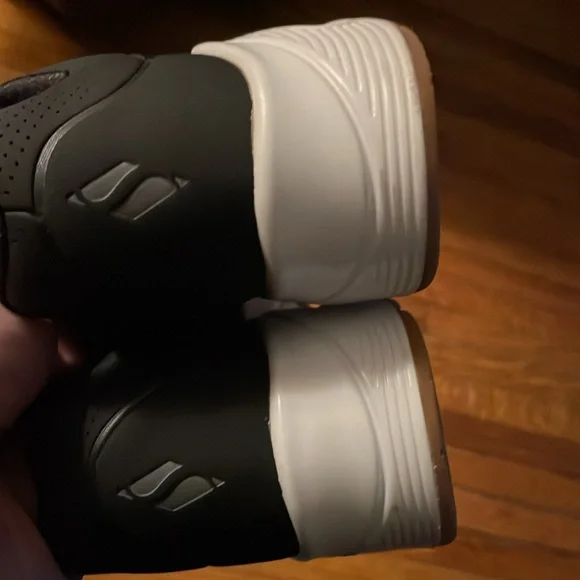 Skechers Street, Uno - Stand on Air Sneaker - Picture 8 of 9